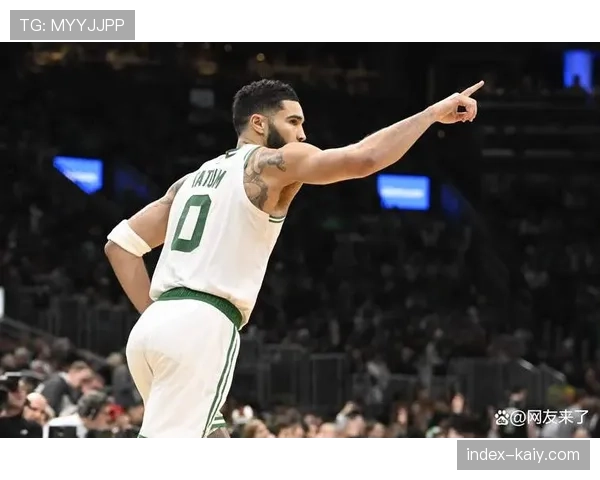 塔图姆41分率领凯尔特人击败雄鹿,锁定东部第一 塔图姆41分率领凯尔特人击败雄鹿,锁定东部第一